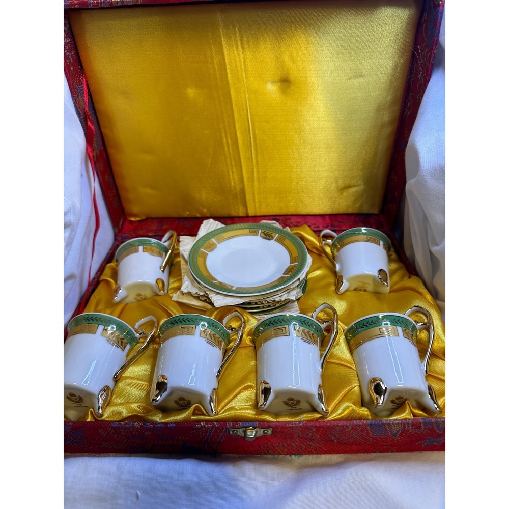 Yau Shing (YS) Laurel Shield Fine Porcelain✨GOLD/Green Demitasse✨6 Sets w/Case